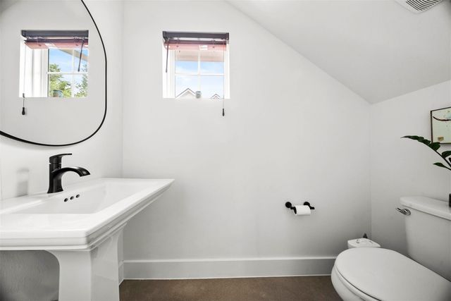 1213 Eleanor ST B, Austin, TX 78721