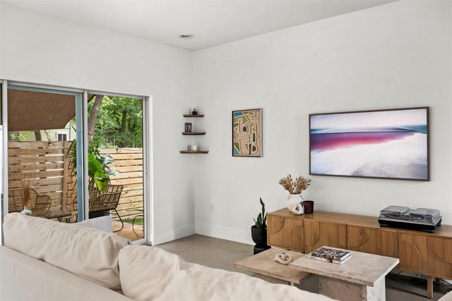 1213 Eleanor ST B, Austin, TX 78721