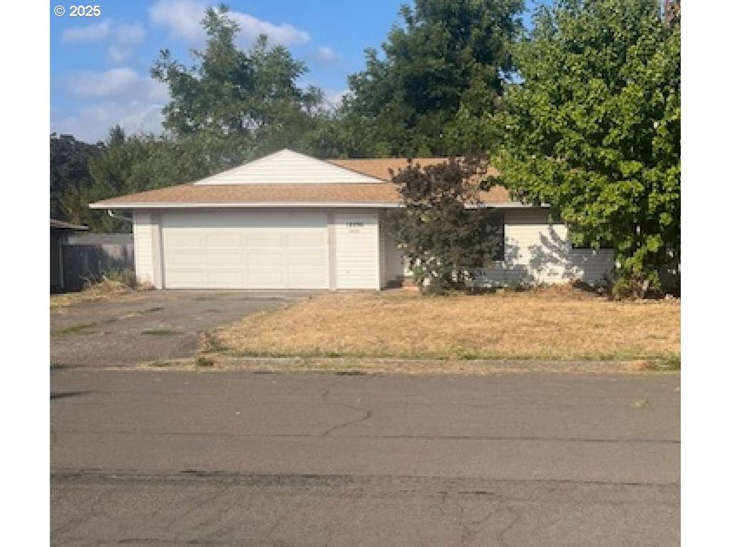 18896 LAFAYETTE Ave, Oregon City, OR 97045