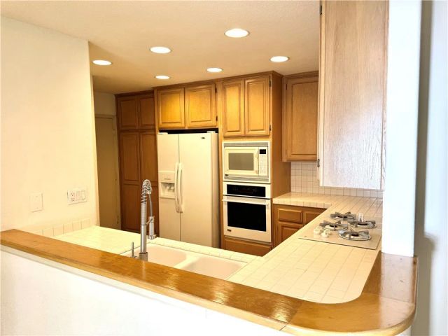 50 Tennis Villas Drive, Dana Point, CA 92629