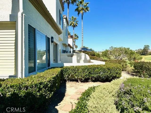 50 Tennis Villas Drive, Dana Point, CA 92629