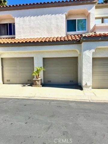 50 Tennis Villas Drive, Dana Point, CA 92629