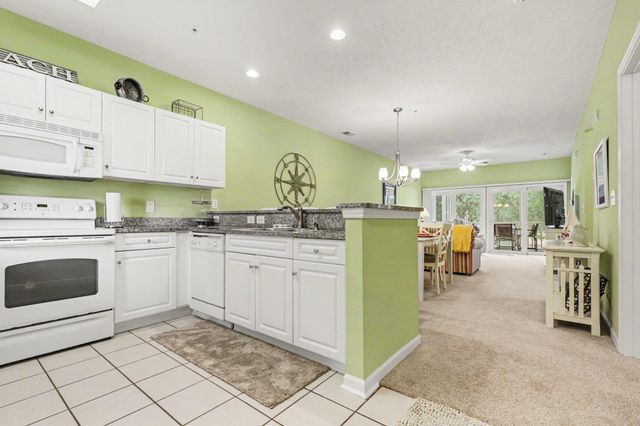 601 Hillside Dr N Apt 3322, North Myrtle Beach, SC 29582