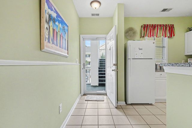 601 Hillside Dr N Apt 3322, North Myrtle Beach, SC 29582