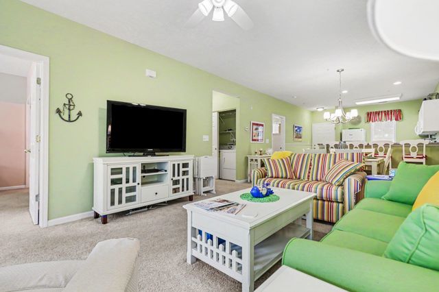 601 Hillside Dr N Apt 3322, North Myrtle Beach, SC 29582