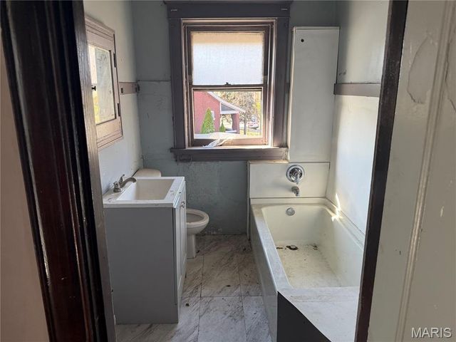 4402 Clarence Avenue, St Louis, MO 63115