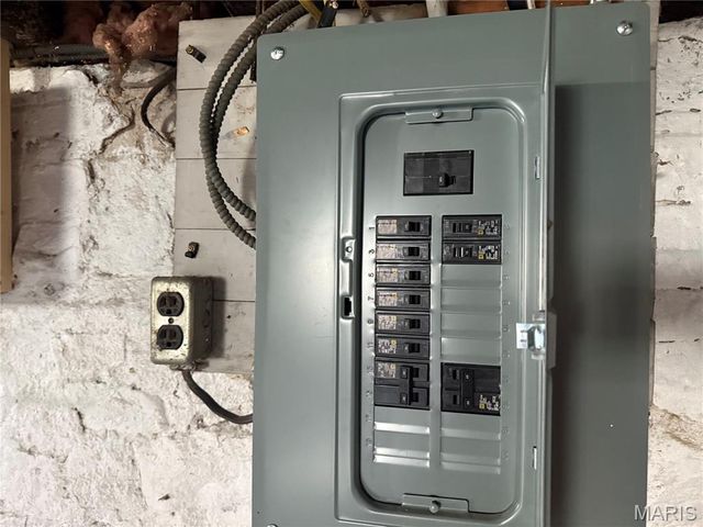 4402 Clarence Avenue, St Louis, MO 63115