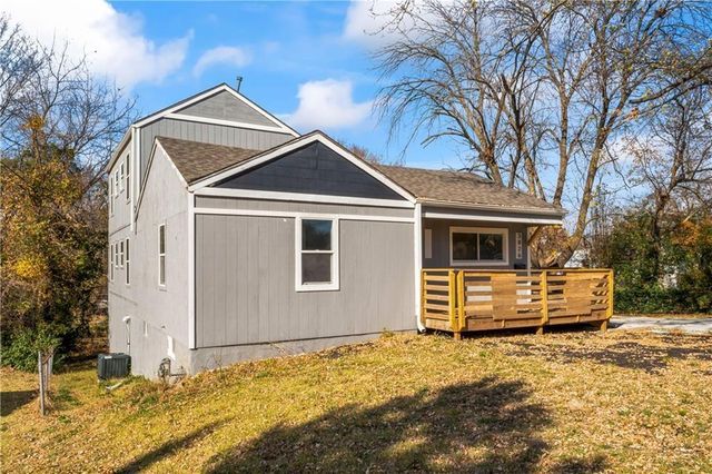 3826 S Crysler Avenue, Independence, MO 64055