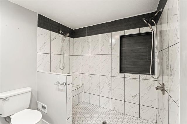 3826 S Crysler Avenue, Independence, MO 64055