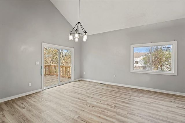 3826 S Crysler Avenue, Independence, MO 64055