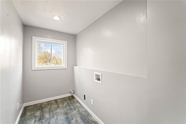 3826 S Crysler Avenue, Independence, MO 64055