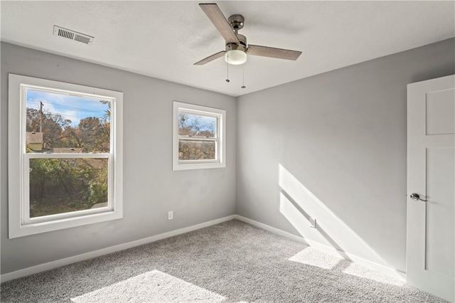 3826 S Crysler Avenue, Independence, MO 64055