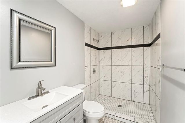 3826 S Crysler Avenue, Independence, MO 64055