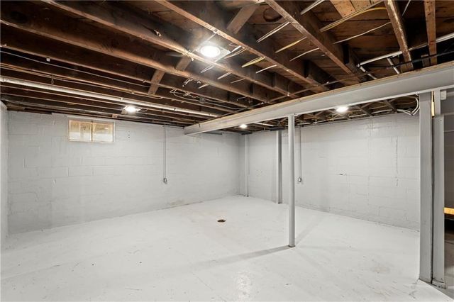 3826 S Crysler Avenue, Independence, MO 64055