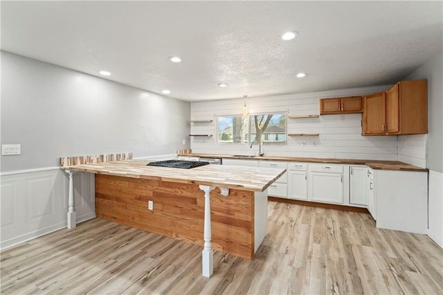 3826 S Crysler Avenue, Independence, MO 64055