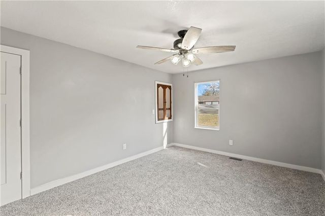 3826 S Crysler Avenue, Independence, MO 64055