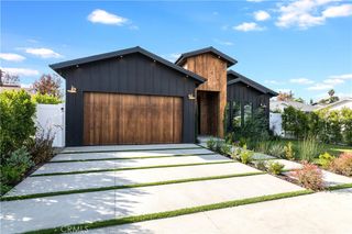 5323 Allott Avenue, Sherman Oaks, CA 91401