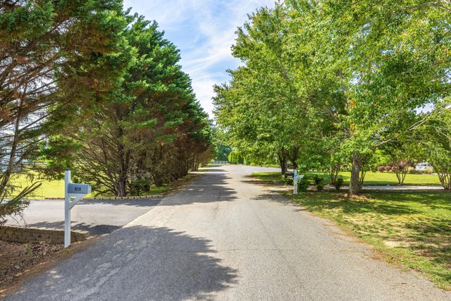 8231 Biggs Road, Ooltewah, TN 37363
