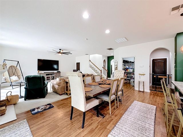 726 WOODS LANDING DRIVE, Minneola, FL 34715