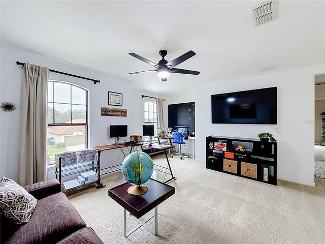 726 WOODS LANDING DRIVE, Minneola, FL 34715