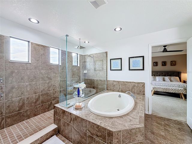 726 WOODS LANDING DRIVE, Minneola, FL 34715