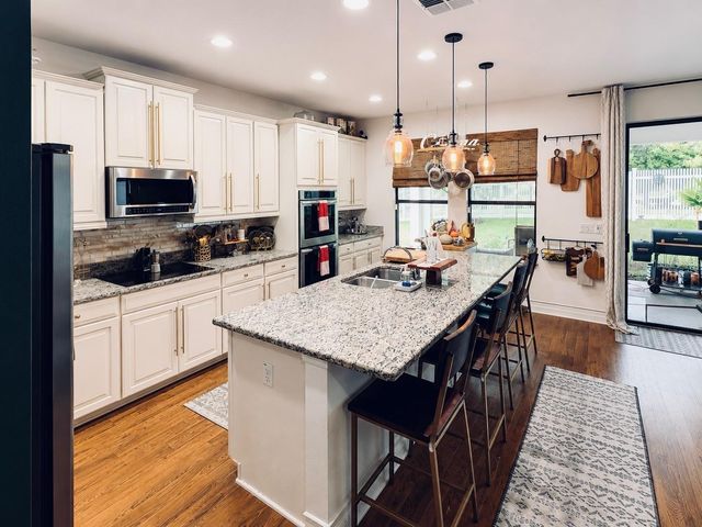 726 WOODS LANDING DRIVE, Minneola, FL 34715