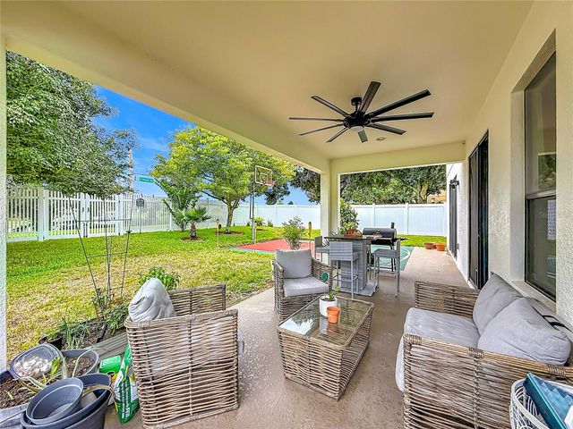 726 WOODS LANDING DRIVE, Minneola, FL 34715