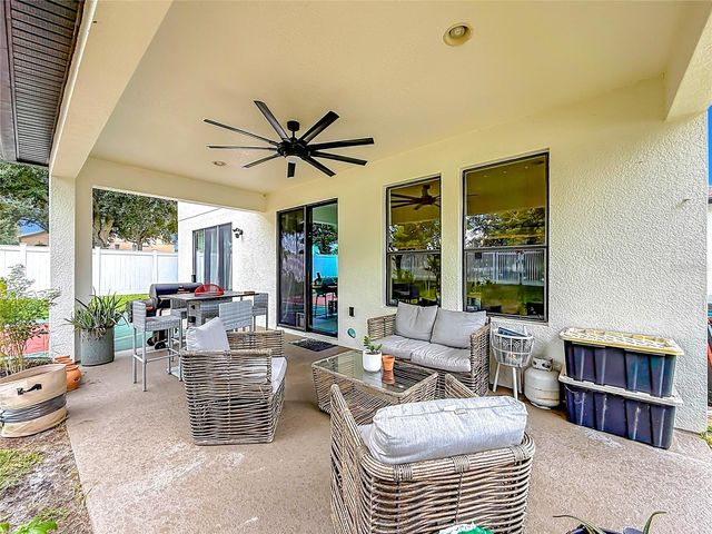 726 WOODS LANDING DRIVE, Minneola, FL 34715