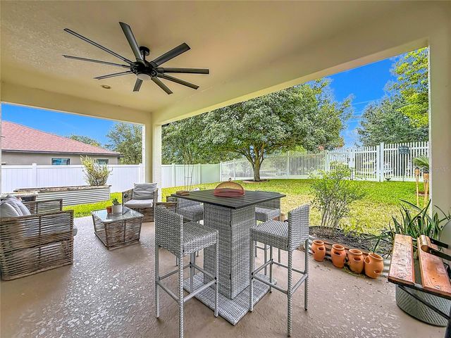 726 WOODS LANDING DRIVE, Minneola, FL 34715