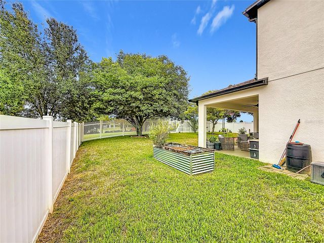 726 WOODS LANDING DRIVE, Minneola, FL 34715