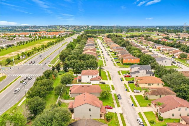 726 WOODS LANDING DRIVE, Minneola, FL 34715