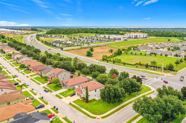 726 WOODS LANDING DRIVE, Minneola, FL 34715