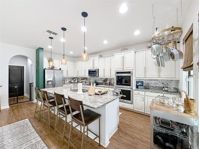 726 WOODS LANDING DRIVE, Minneola, FL 34715