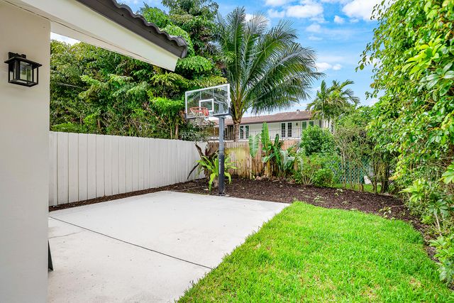 1398 SW 20th Street, Boca Raton, FL 33486
