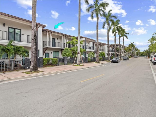 8382 NW 51st Ter 8382, Doral, FL 33166