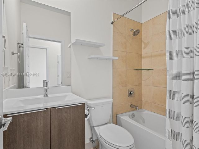 8382 NW 51st Ter 8382, Doral, FL 33166