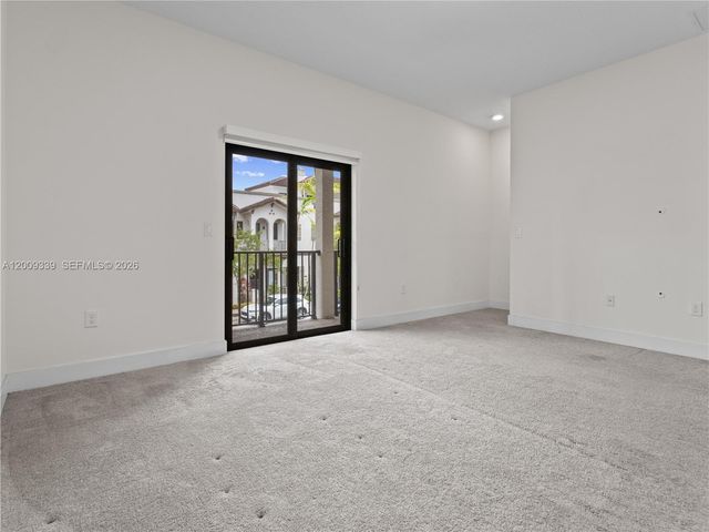 8382 NW 51st Ter 8382, Doral, FL 33166