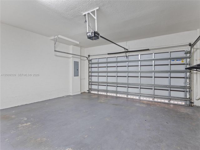 8382 NW 51st Ter 8382, Doral, FL 33166