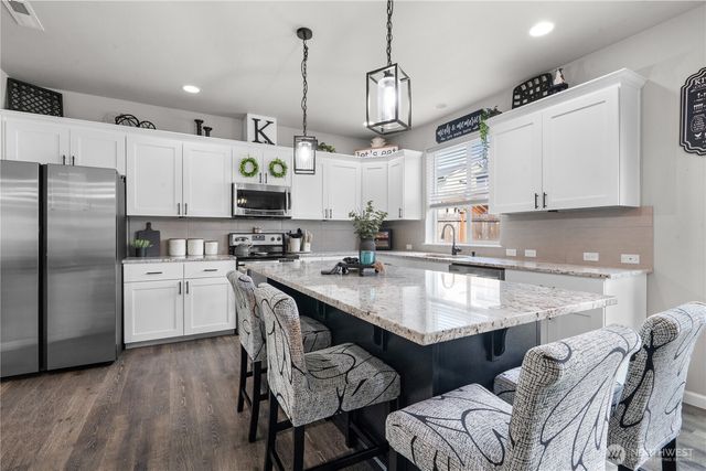 15430 92nd Avenue SE, Yelm, WA 98597