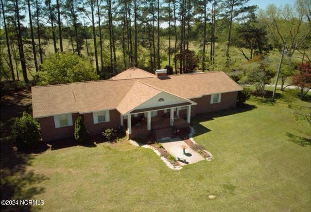 4803 Andrew Jackson Highway SW, Chadbourn, NC 28431