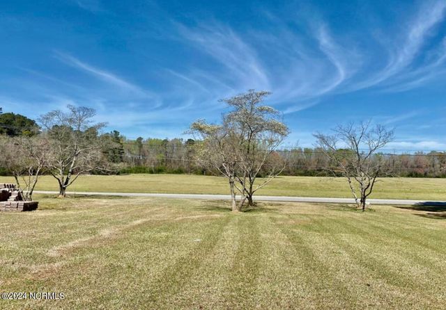 4803 Andrew Jackson Highway SW, Chadbourn, NC 28431