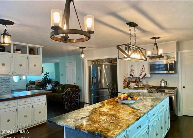 4803 Andrew Jackson Highway SW, Chadbourn, NC 28431