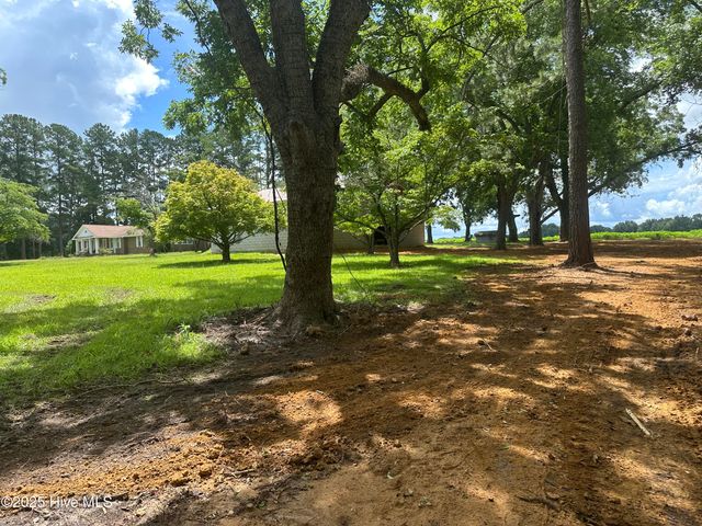 4803 Andrew Jackson Highway SW, Chadbourn, NC 28431