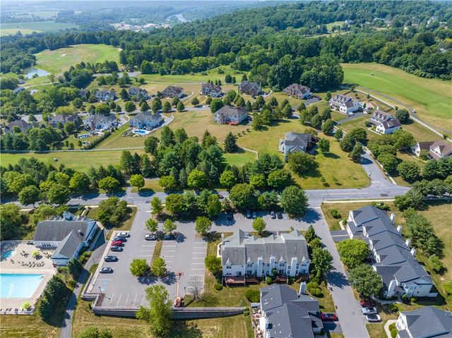 131 Olympic Way, Williams Twp, PA 18042