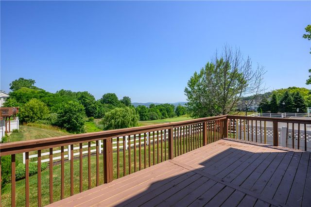 131 Olympic Way, Williams Twp, PA 18042
