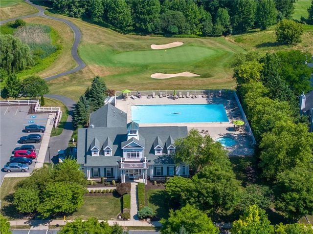131 Olympic Way, Williams Twp, PA 18042
