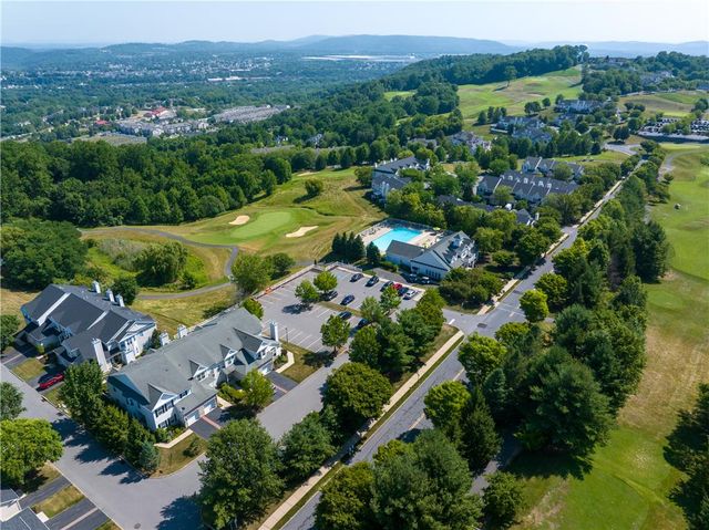 131 Olympic Way, Williams Twp, PA 18042