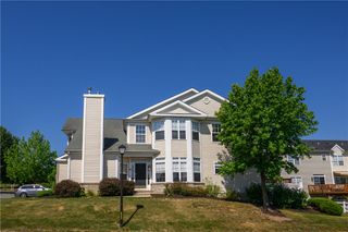 131 Olympic Way, Williams Twp, PA 18042