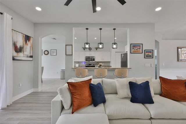 2806 BROOKE PINES COURT, Plant City, FL 33566