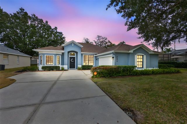 2806 BROOKE PINES COURT, Plant City, FL 33566